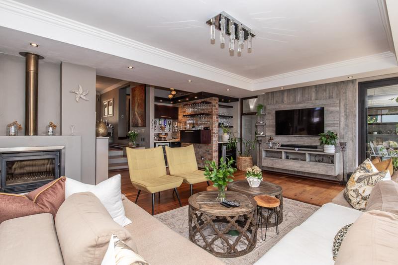 3 Bedroom Property for Sale in Stonehurst Mountain Estate Western Cape
